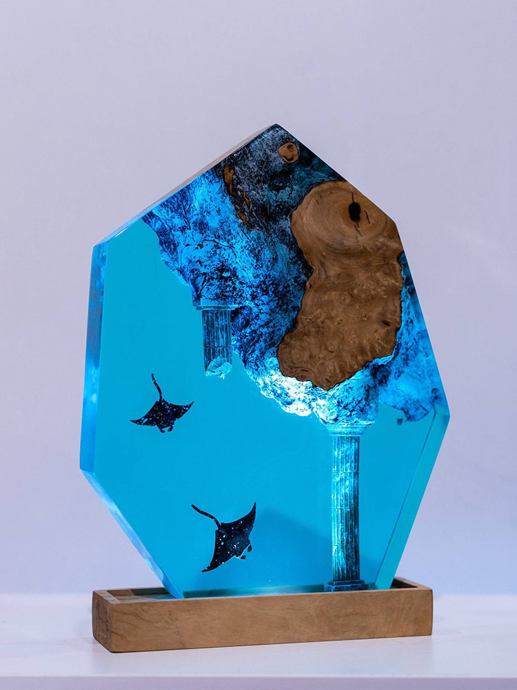 Customized Items Resin Table L - огляд і ціна Lighting Decor Items